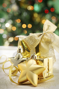 圣诞节装饰品 盒子 圣诞饰品 公开活动 金子 圣诞快乐背景图片