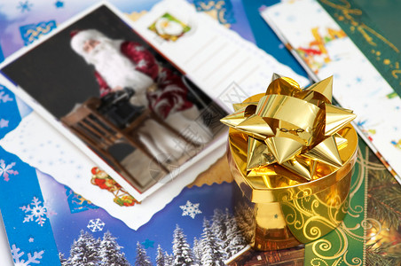 圣诞节背景 惊喜 金子 珠宝 盒子 生日 花背景图片