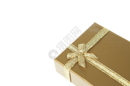 白色背景上孤立的金丝带礼品盒 盒子 圣诞节 展示背景图片