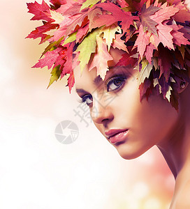 秋天女人 美丽的创意化化妆品背景图片