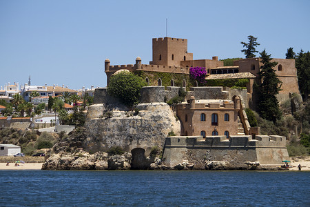 费拉古多城堡 蓝色的 水 支撑 海滩 旅游背景图片