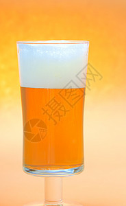 啤酒杯 玻璃 液体 豪饮 马克杯 贮藏啤酒 金的 干杯图片