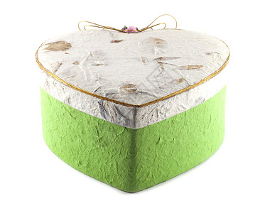 白色和绿色心箱木莓纸背景图片