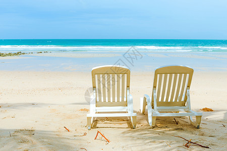 在海滩上放松 风景 奢华 享受 泰国 海浪 日光浴图片