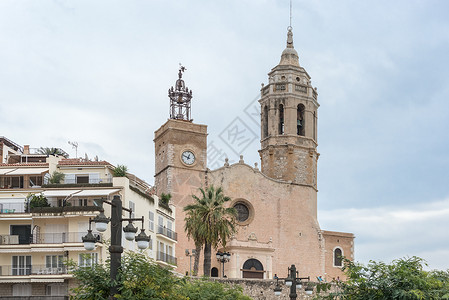 泰达西班牙锡奇斯圣巴托梅乌和圣特克拉教堂 当地地标背景