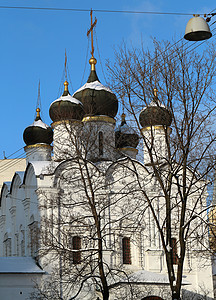 东正教教堂圆顶 天空 户外 圣洁 雪 冲天炉 基督教背景图片