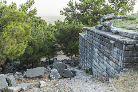 普里埃内柱 古老的 旅行地点 火鸡 石头 假期 纪念碑背景图片
