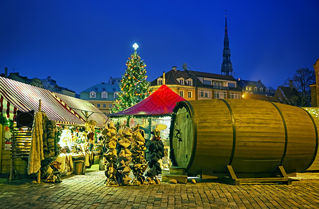 欧洲圣诞集市广场 庆典 大教堂 石板路 市场 商品背景图片