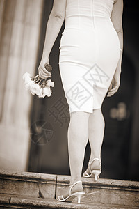 新娘手中的婚纱布 腿 人类的手 复古复兴 新鲜背景图片