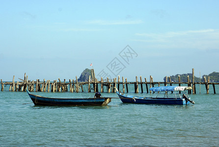 旧渔船是马来西亚海岸 兰卡维岛 芭堤雅 春武里府高清图片