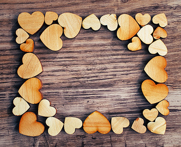 心脏框架 树 自然 浪漫 礼物 木制的 情人节背景图片