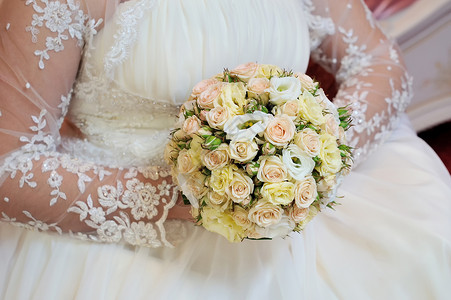 新娘手中的花束背景图片
