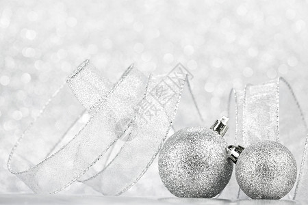 闪闪发光的圣诞球 传统的 闪亮的 装饰风格 假期 装饰品背景图片