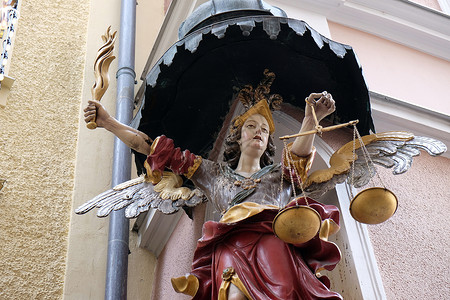 善良天使奥地利萨尔茨堡圣迈克尔街雕像协会背景