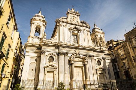 吉罗拉米尼教堂 那不勒斯背景图片
