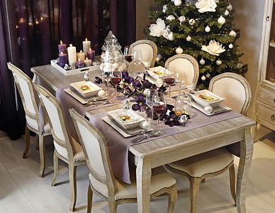 圣诞节午餐 餐桌和6张椅子图片