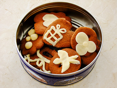 圣诞节的姜饼饼干制作公司 假期 喜庆的 金属背景图片