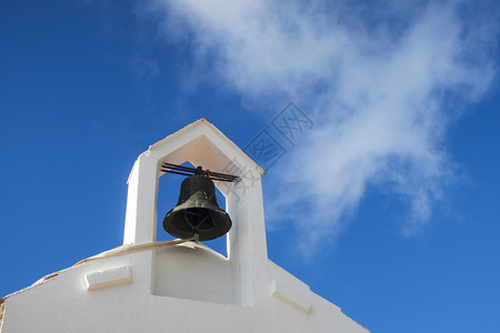 戈梅拉岛的古代卢佩小教堂 高地 自然 云背景图片