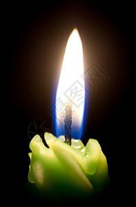 燃烧的蜡烛 假期 强光 烧伤 祈祷 辉光 传统 火焰 烛光图片