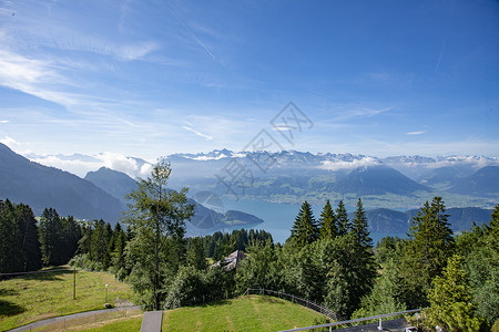 卡尔特南瑞士阿尔卑斯山脉在里吉卡尔特巴德的风景 卢塞恩背景