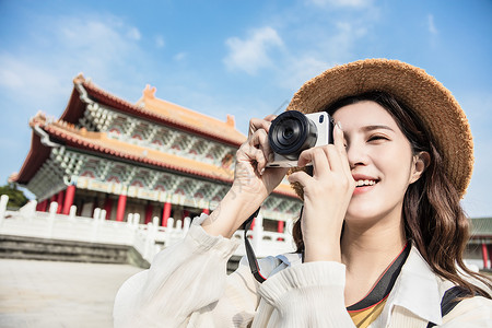 亚洲亚洲摄影庙宇的亚洲女性旅行女游客 快乐的图片
