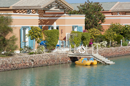 河上度假小屋 水 蓝色的 奢华 住宅 独家的背景图片