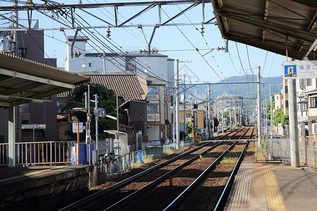 C2C平台6月2日 有人口和城镇的铁路站 亚洲 商业 通勤者背景