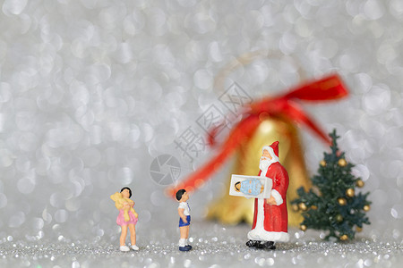 迷你人 欢乐家庭 庆祝圣诞节 快乐的 玩具娃娃图片