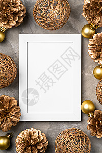 包含空图片框的圣诞节构成 金装饰品 庆典 海报图片