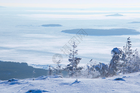 冬季白海和山脉 雪 滑雪 坎达拉克沙 森林 冬天 旅行 岭背景