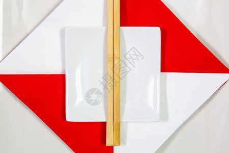 用于寿司食品的陶瓷碗和竹筷子 银器 装饰风格 圣诞节背景图片
