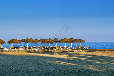 西班牙托雷莫利诺斯海滩 放松 海岸 太阳 旅游高清图片