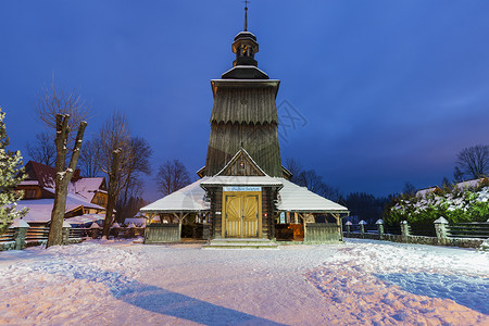 扎科帕内福音传道者圣约翰教堂 全景 雪 老的高清图片