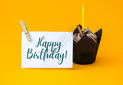 生日快乐贺卡 生日纸杯蛋糕和蜡烛 节假日 刨冰 火焰图片