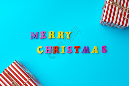 蓝色背景最佳视图中的圣诞快乐字词 标题 圣诞节背景图片