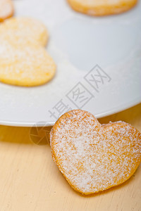 心形短面包的情人节饼干 糖 曲奇饼 浪漫的 黄油饼干 百事吉背景图片
