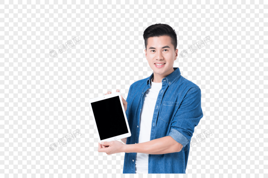 年轻男性手拿平板电脑展示使用图片图片