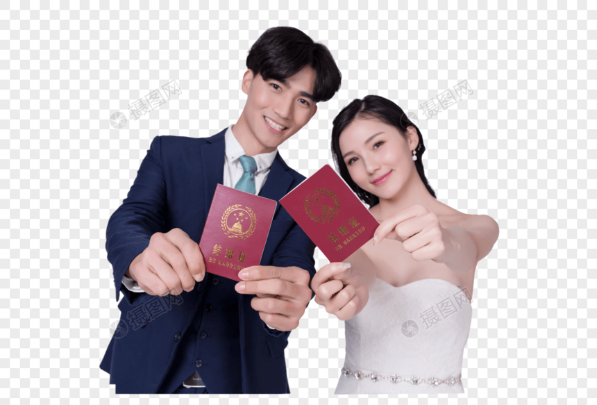 情侣婚纱手持结婚证图片