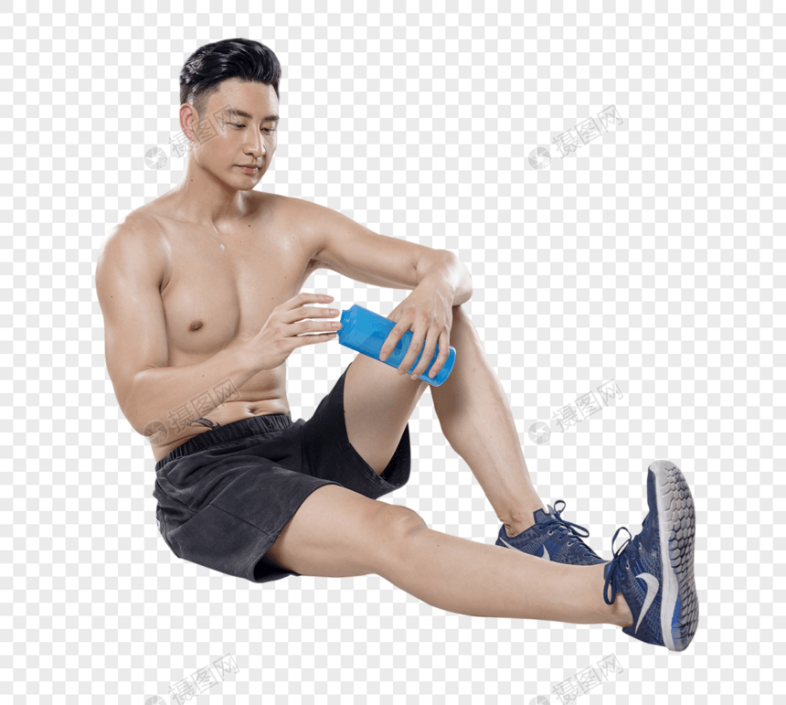 男子喝水休息动作底图图片