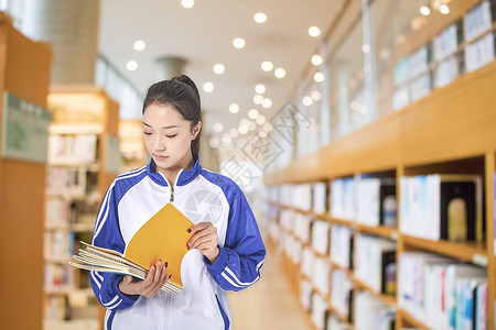 顶着书包女孩图书馆设计图片