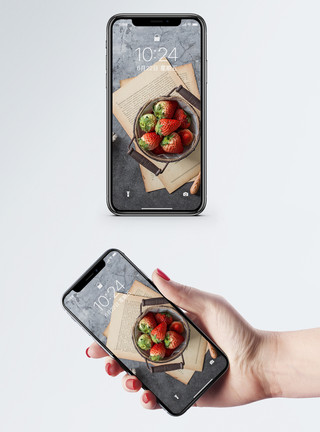 餐盘摆拍草莓手机壁纸模板