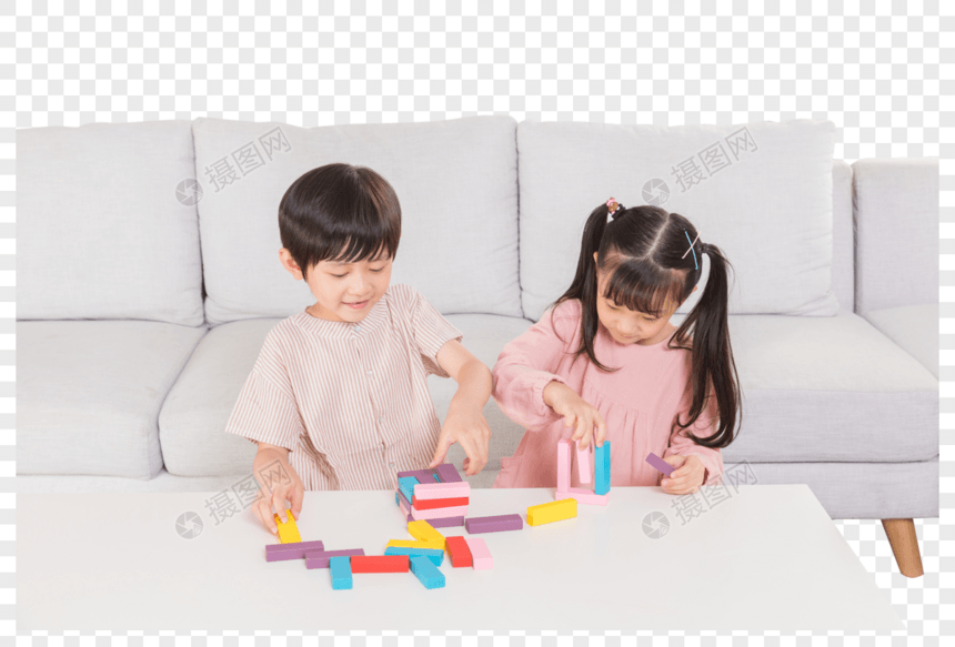 儿童玩积木图片