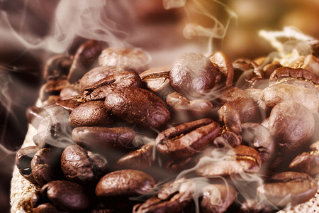 香气弥漫咖啡豆设计图片