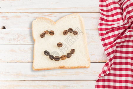 心形咖啡豆面包笑脸设计图片