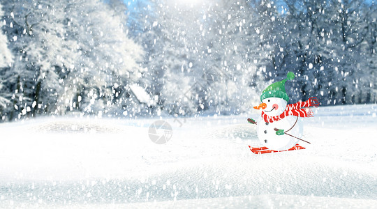 绿色帽子的雪人冬季场景设计图片