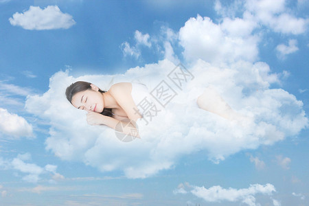 趴在枕头里睡觉梦幻白云场景设计图片