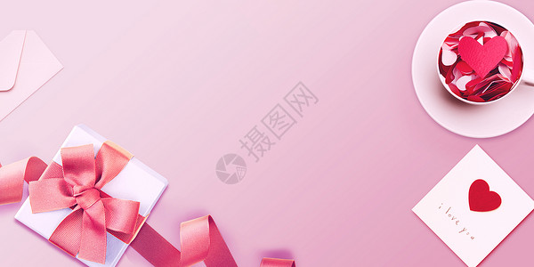 红色背景茶杯粉色爱心礼盒设计图片