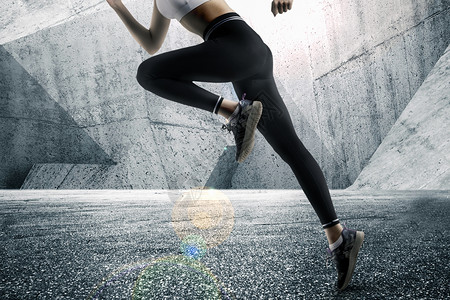 垂直马拉松跑步的女性设计图片