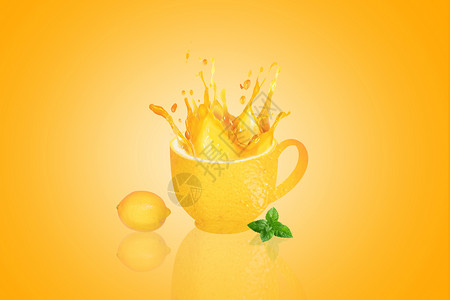 柠檬薄荷柠檬杯中的果汁设计图片