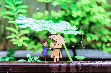 创意雨水撑伞的男孩插画